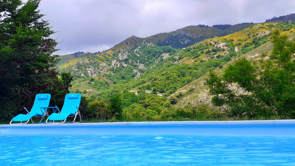 piscine - Les cabanes du loup bleu piscine - Les cabanes du loup bleu
